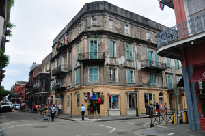 Burgundy - Toulouse Street